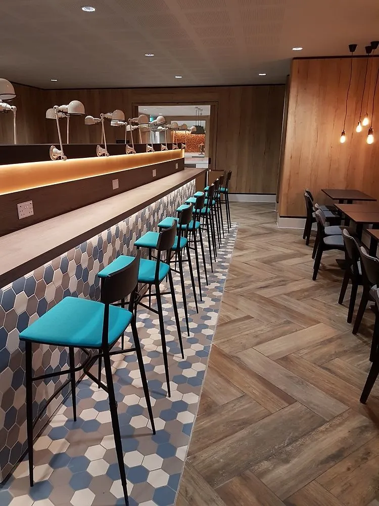 Hampton By Hilton Bristol Airport Hotel Redhill   Redhill (Somerset)